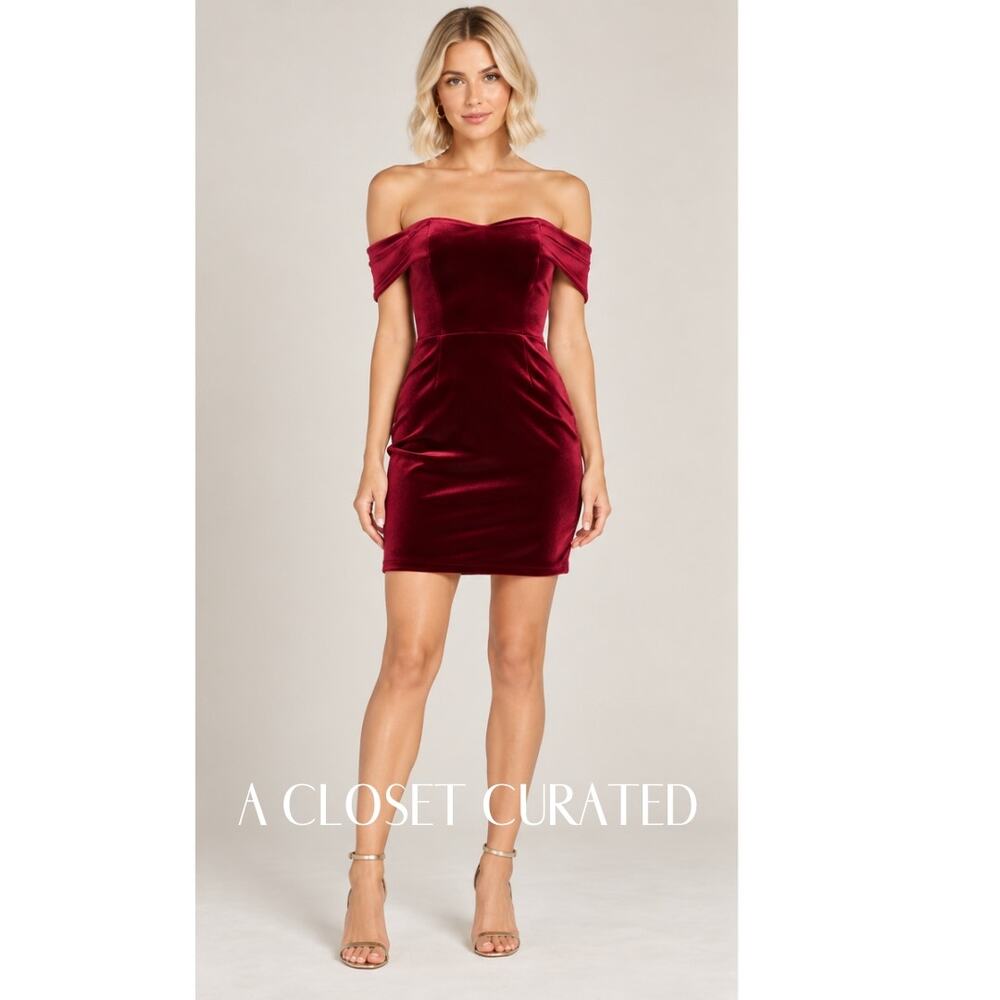 Nicholas Off Shoulder Velvet Mini Dress 6 Red NEW